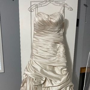 Size 8 gown